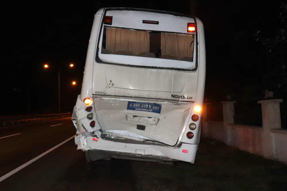 Ünye’de yolcu otobüsleri çarpıştı: 1 çocuk yaralı
