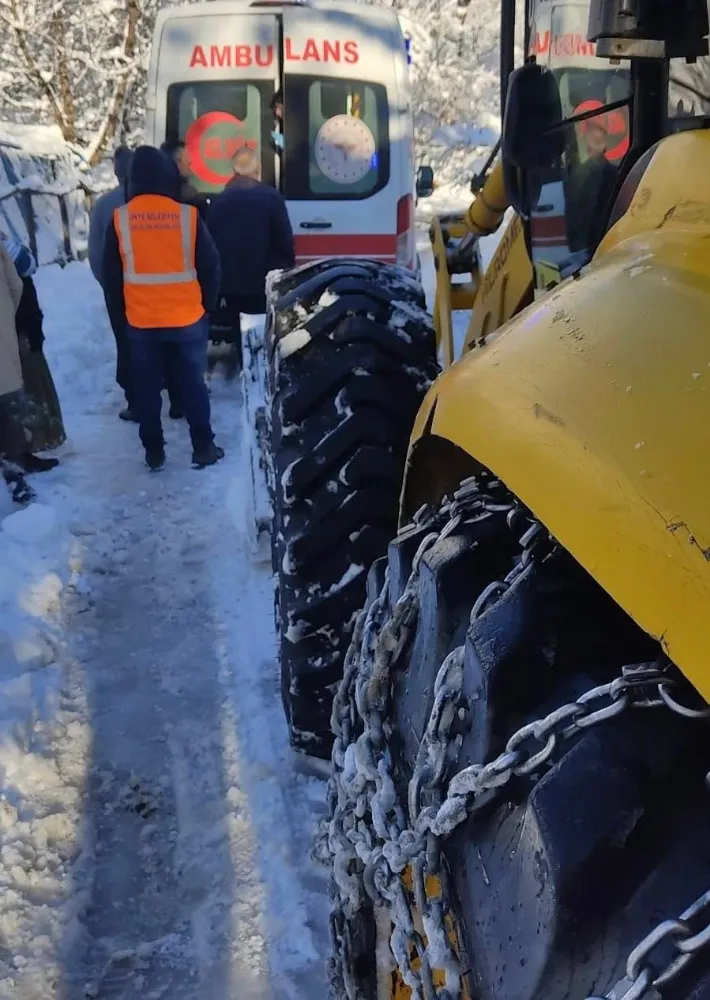 Ünye Belediyesi karla mücadelede seferberliği…