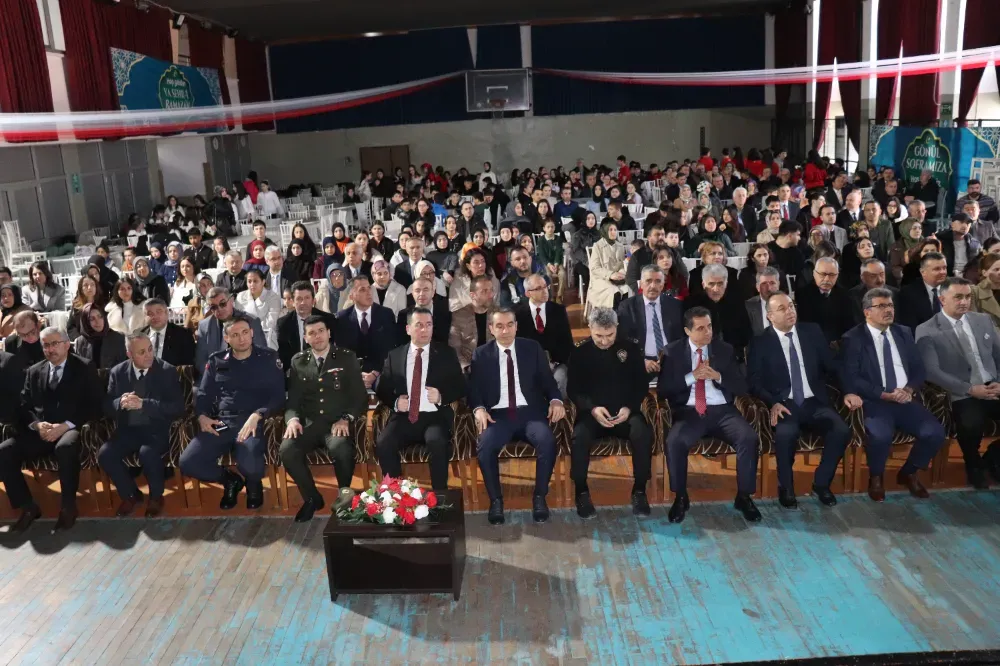 105. yılda Akif’e ve bağımsızlığa muhteşem vefa! ÜNYE’DE İSTİKLAL RUHU ŞAHLANDI