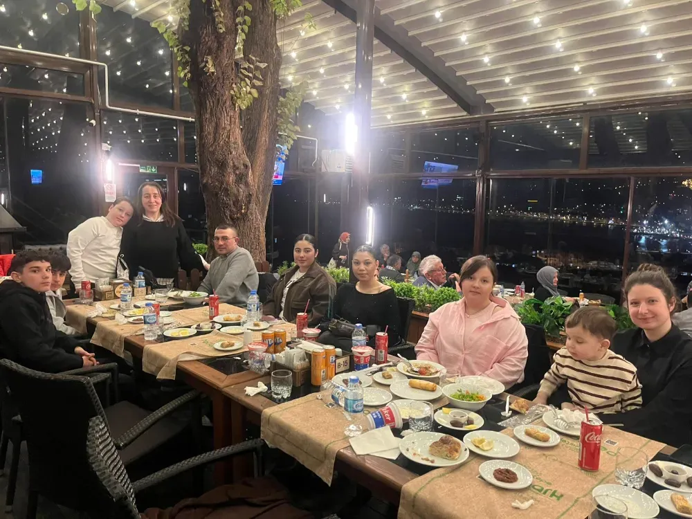 ÜNYE KENT VE ŞAHANE RADYO AİLESİ GELENEKSEL İFTARDA BULUŞTU 