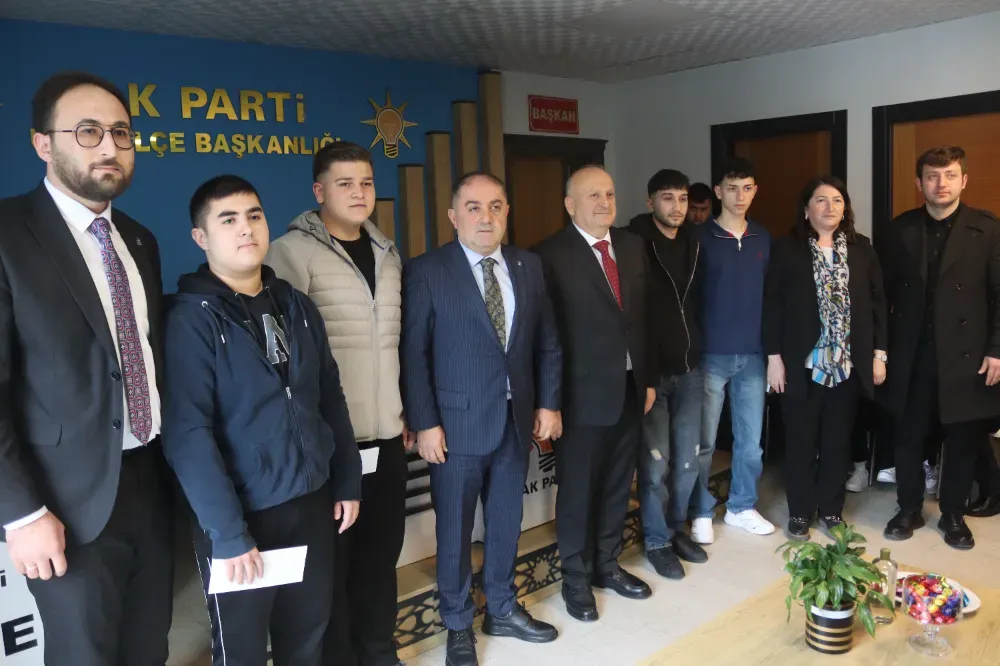 AK Parti’de bayram…