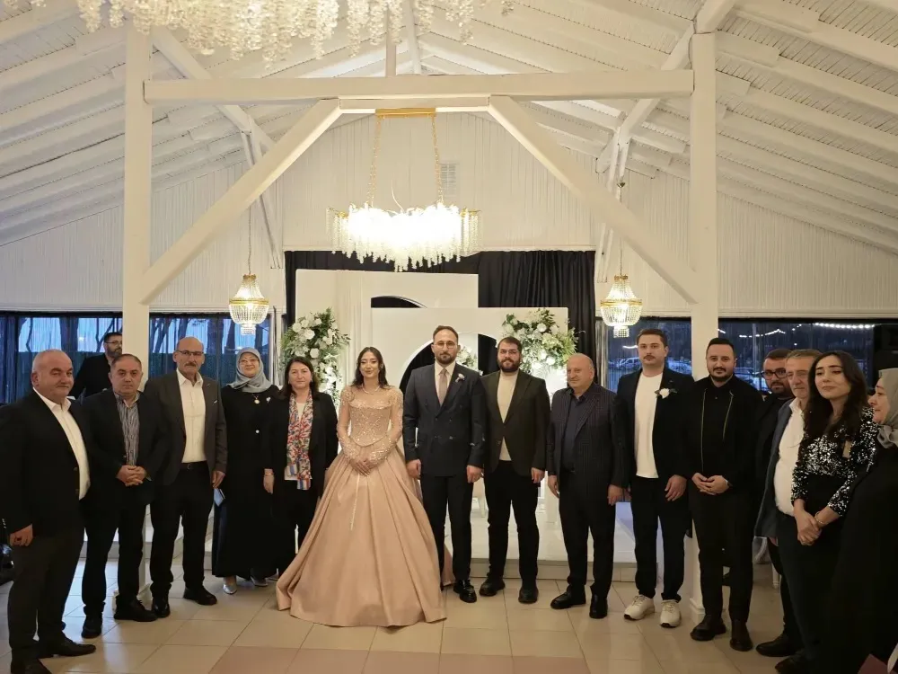 Seher Arpacıoğlu ve Mesut Akbaş evliliğe ilk adımı attı