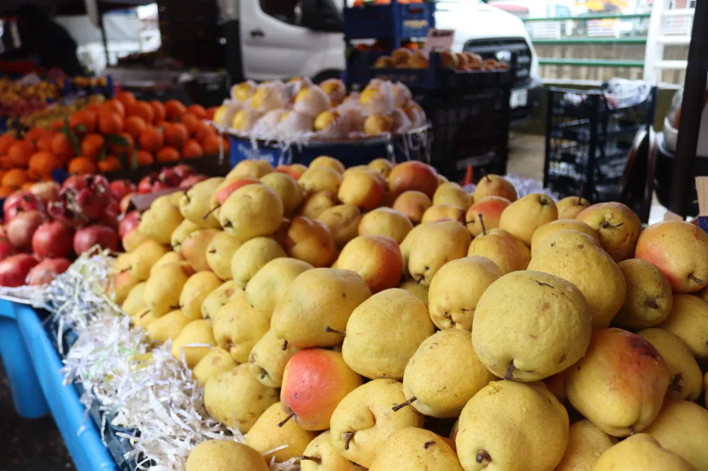 Yağmur ve Ramazan, Ünye’de pazarı olumsuz etkiledi