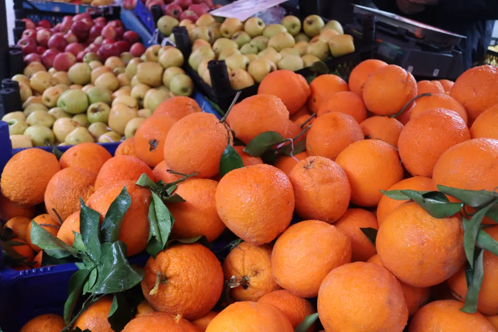 Yağmur ve Ramazan, Ünye’de pazarı olumsuz etkiledi